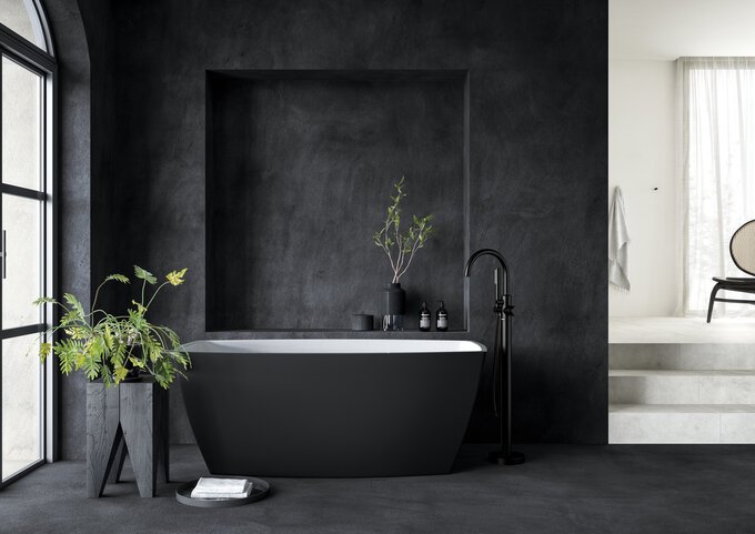 Freestanding bath mixer matt black