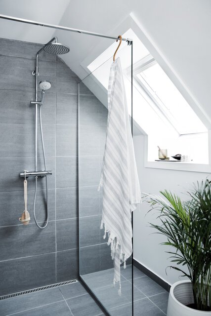 Hilina Shower system chrome