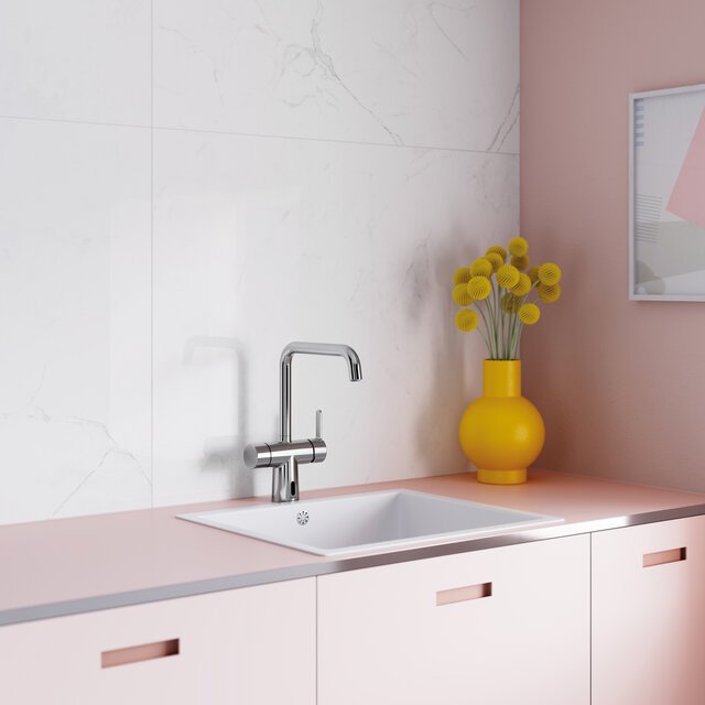 Touchless kitchen tap chrome