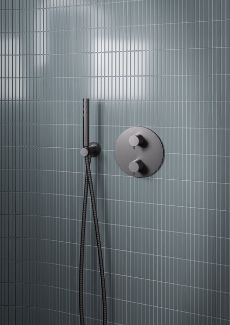 Tube graphite grey
