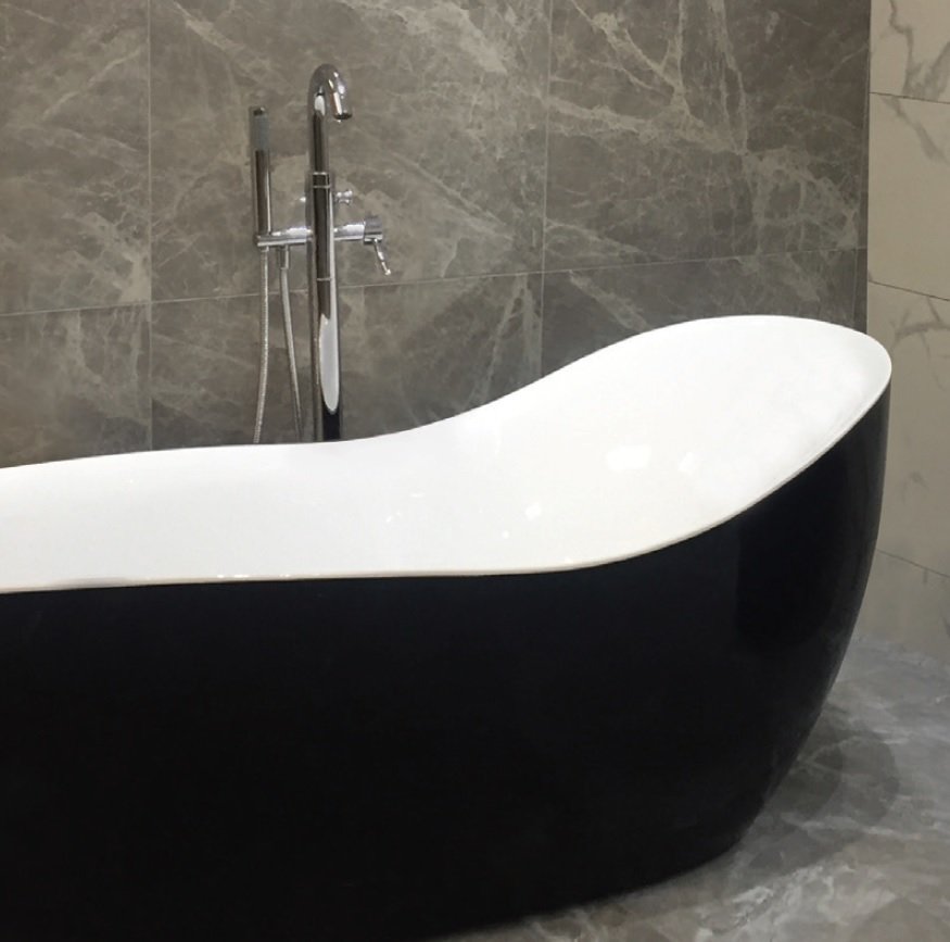 D37 2534C Freestanding Tub Filler