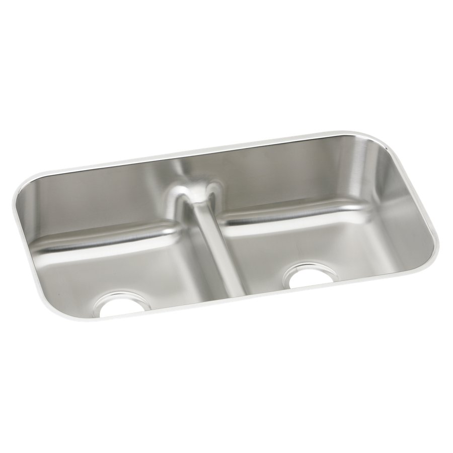 Lustertone® Classic Stainless Steel 32-1/2" x 18-1/8" x 9" Equal Double Bowl Undermount Sink with Aqua Divide