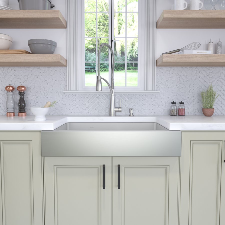 Ferguson Exclusive Crosstown® 31-1/2" x 20-1/4" x 9" Stainless Steel Double Bowl Farmhouse Sink w/Aqua Divide