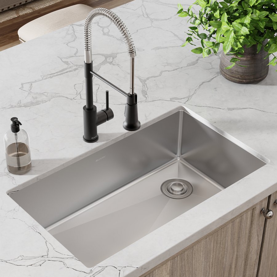 Crosstown® 18 Gauge Stainless Steel 31-1/2" x 18-1/2" x 9" Single Bowl Undermount Sink & Faucet Kit with Drain