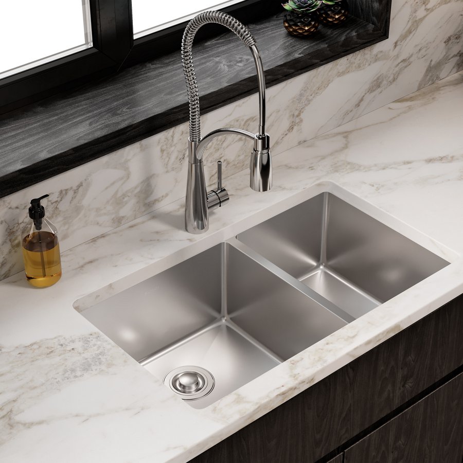 Crosstown® 18 Gauge Stainless Steel 31-1/2" x 18-1/2" x 9" 60/40 Double Bowl Undermount Sink