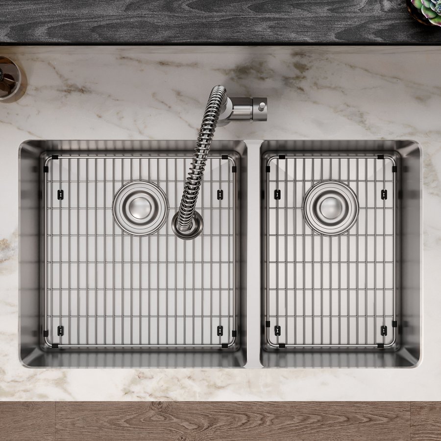Crosstown® 18 Gauge Stainless Steel 31-1/2" x 18-1/2" x 9" 60/40 Double Bowl Undermount Sink Kit