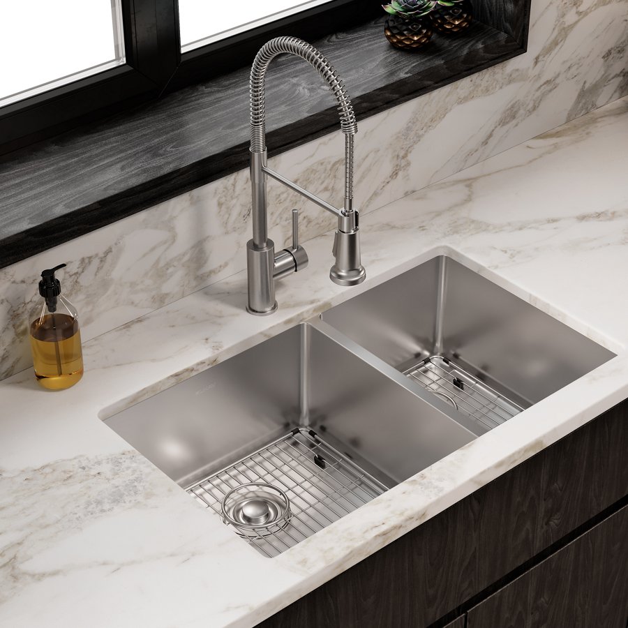 Crosstown® 18 Gauge Stainless Steel 31-1/2" x 18-1/2" x 9" 60/40 Double Bowl Undermount Sink Kit