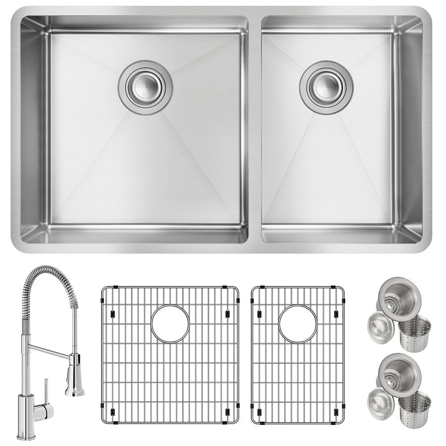 Crosstown® 18 Gauge Stainless Steel 31-1/2" x 18-1/2" x 9" 60/40 Double Bowl Undermount Sink & Faucet Kit with Bottom Grid & Drain