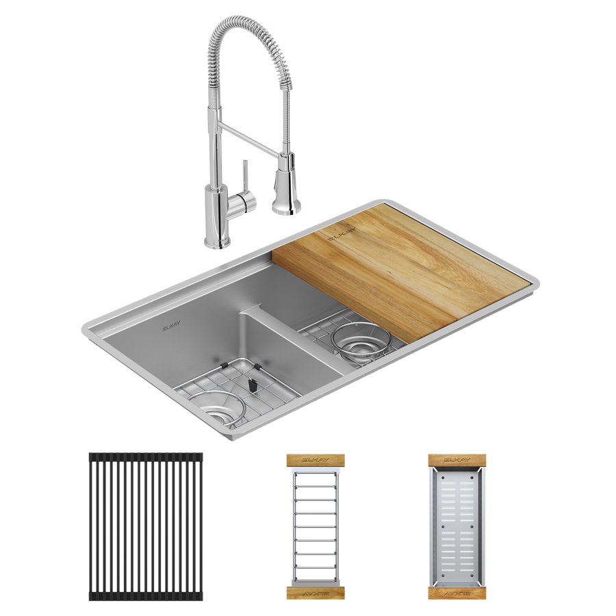 Crosstown® 18 Gauge Workstation Stainless Steel 31-1/2" x 18-1/2" x 9" Equal Double Bowl Undermount Sink & Faucet Kit with Aqua Divide