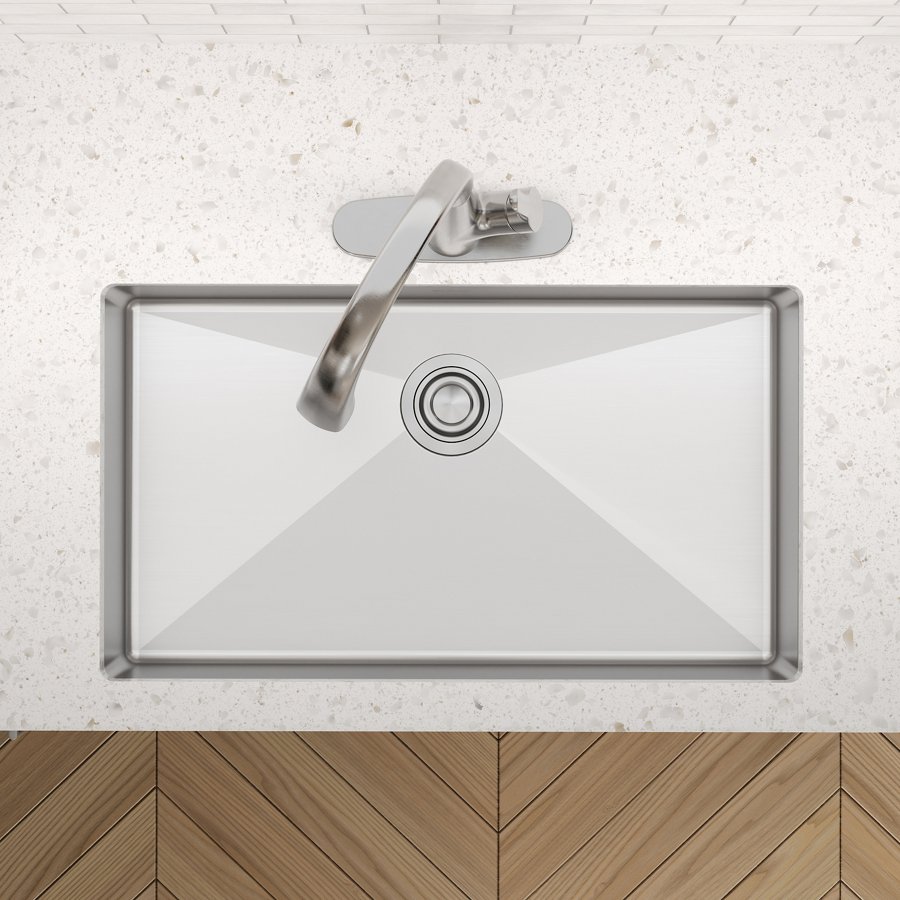 Crosstown® 18 Gauge Stainless Steel 31-1/2" x 18-1/2" x 5-1/2" Single Bowl Undermount Sink