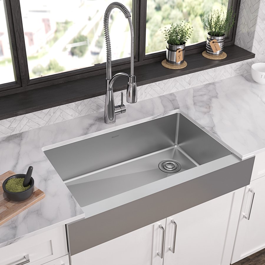 Crosstown® 18 Gauge Stainless Steel 35-7/8" x 20-1/4" x 9" Single Bowl Farmhouse Sink