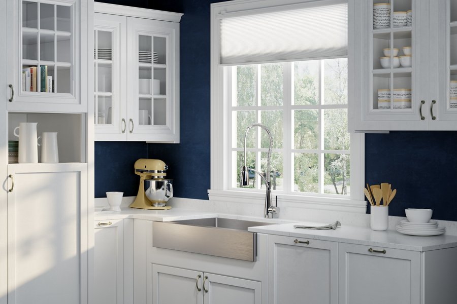 Crosstown® 18 Gauge Stainless Steel 35-7/8" x 20-1/4" x 9" Equal Double Bowl Farmhouse Sink with Aqua Divide