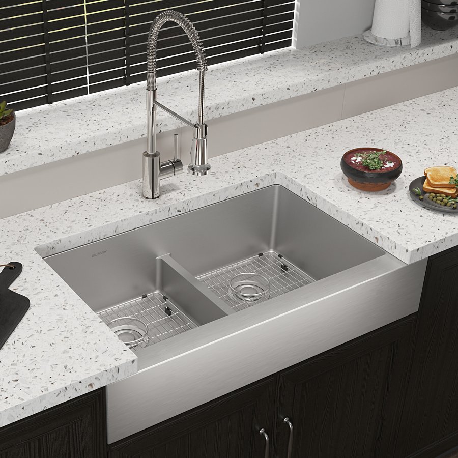 Crosstown® 18 Gauge Stainless Steel 35-7/8" x 20-1/4" x 9" Equal Double Bowl Farmhouse Sink & Faucet Kit with Aqua Divide & Bottom Grid & Drain