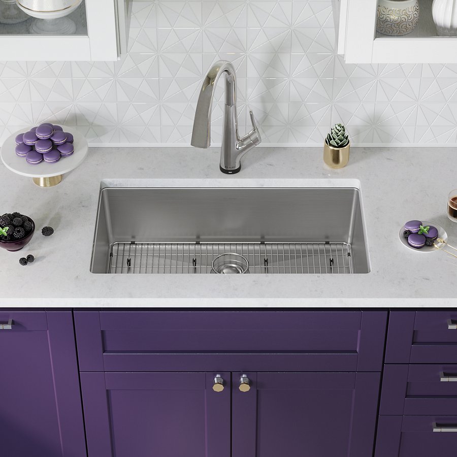 Crosstown® 18 Gauge Stainless Steel 33" x 22" x 9" Single Bowl Dual Mount Sink Kit with Filtered Faucet