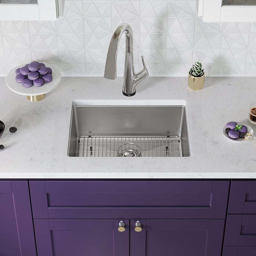 Crosstown® 16 Gauge Stainless Steel 23-1/2" x 18-1/4" x 8" Single Bowl Undermount Sink Kit with Filtered Faucet