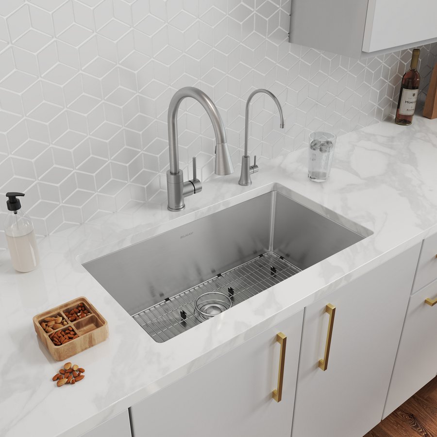 Crosstown® 16 Gauge Stainless Steel 30-1/2" x 18-1/2" x 10" Single Bowl Undermount Sink Kit with Filtered Beverage Faucet