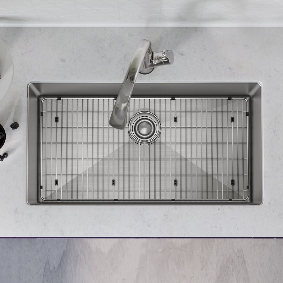 Crosstown® 16 Gauge Stainless Steel 32-1/2" x 18" x 10" Single Bowl Undermount Sink Kit with Filtered Faucet