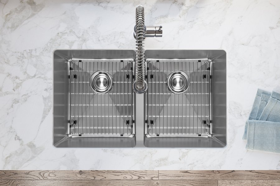 Crosstown® 16 Gauge Stainless Steel 30-3/4" x 18-1/2" x 10" Equal Double Bowl Undermount Sink Kit with Faucet