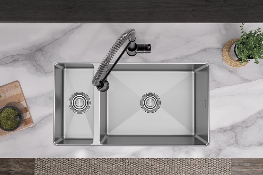 Crosstown® 16 Gauge Stainless Steel 32-1/4" x 18-1/4" x 10" 30/70 Double Bowl Undermount Sink