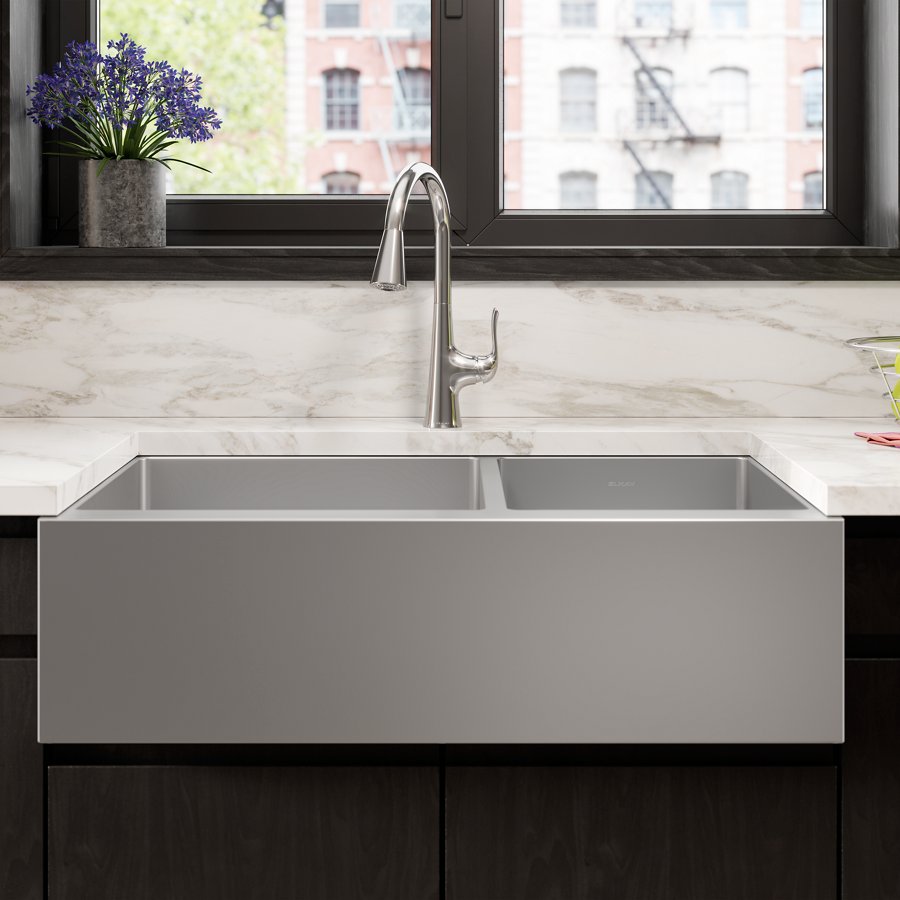 Crosstown® 16 Gauge Stainless Steel 35-7/8" x 20-1/4" x 9" Double Bowl Tall Farmhouse Sink Kit