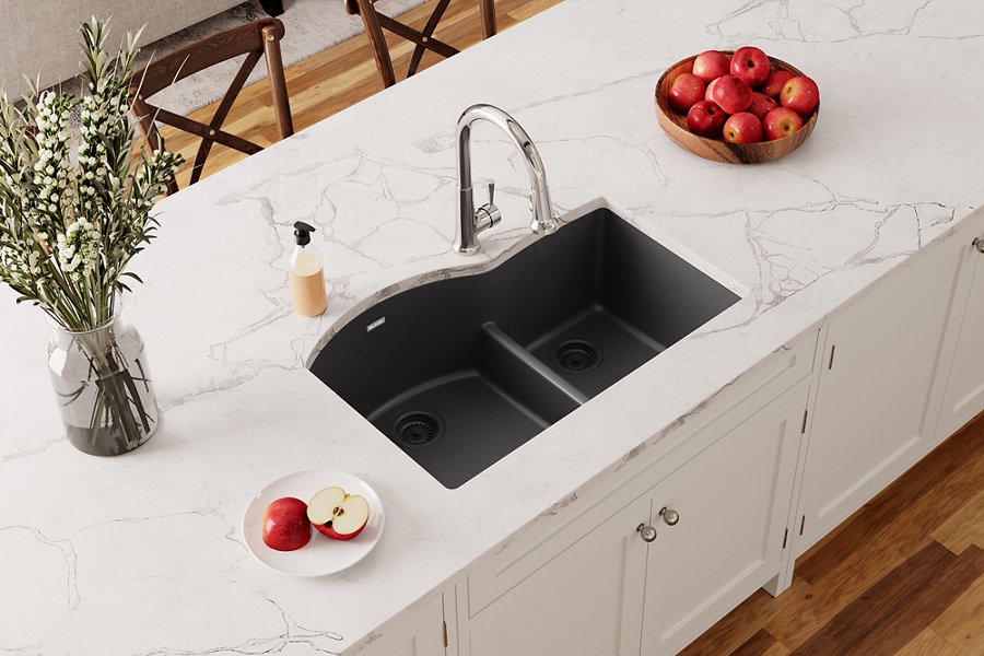 Quartz Classic® 33" x 22" x 10" Offset 60/40 Double Bowl Undermount Sink with Aqua Divide