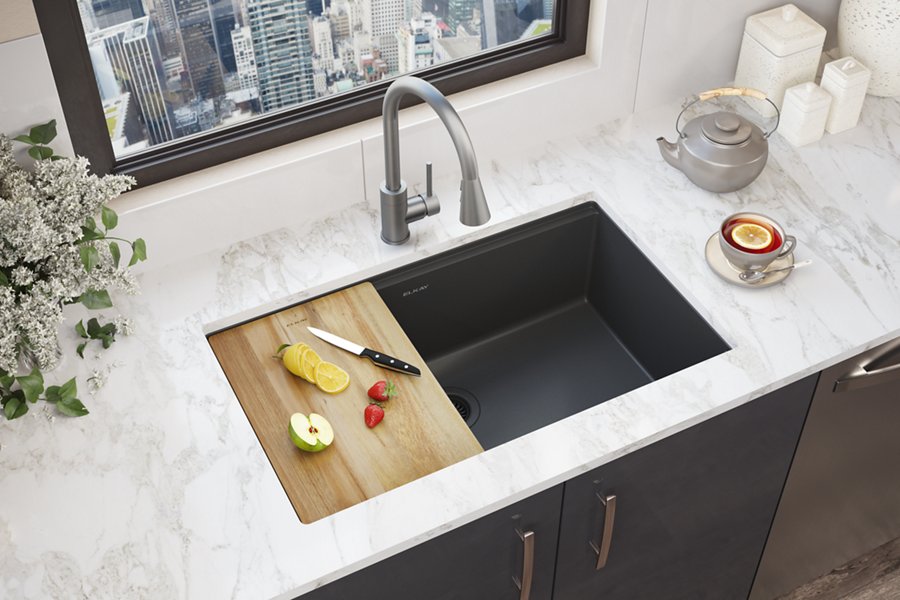 Quartz Classic 33" x 22" x 9-1/2" Single Bowl Undermount Workstation Sink 4pc Kit