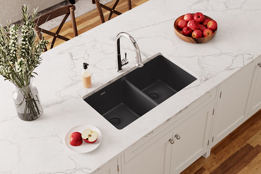 Quartz Classic® 33" x 18-1/2" x 9-1/2" Equal Double Bowl Undermount Sink