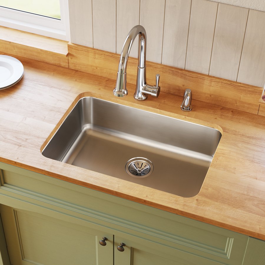 Lustertone® Classic Stainless Steel 26-1/2" x 18-1/2" x 8" Single Bowl Undermount Sink