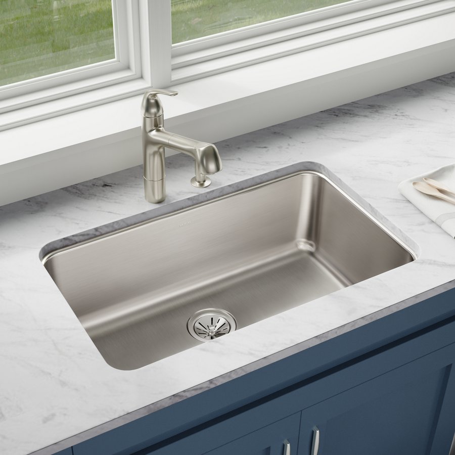 Lustertone® Classic Stainless Steel 30-1/2" x 18-1/2" x 10" Single Bowl Undermount Sink