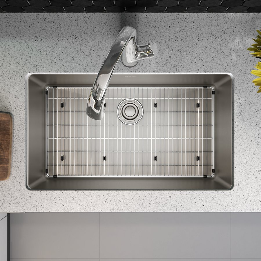 Lustertone Iconix® 18 Gauge Stainless Steel 32-1/2" x 19-1/2" x 9" Single Bowl Undermount Sink Kit with Filtered Faucet