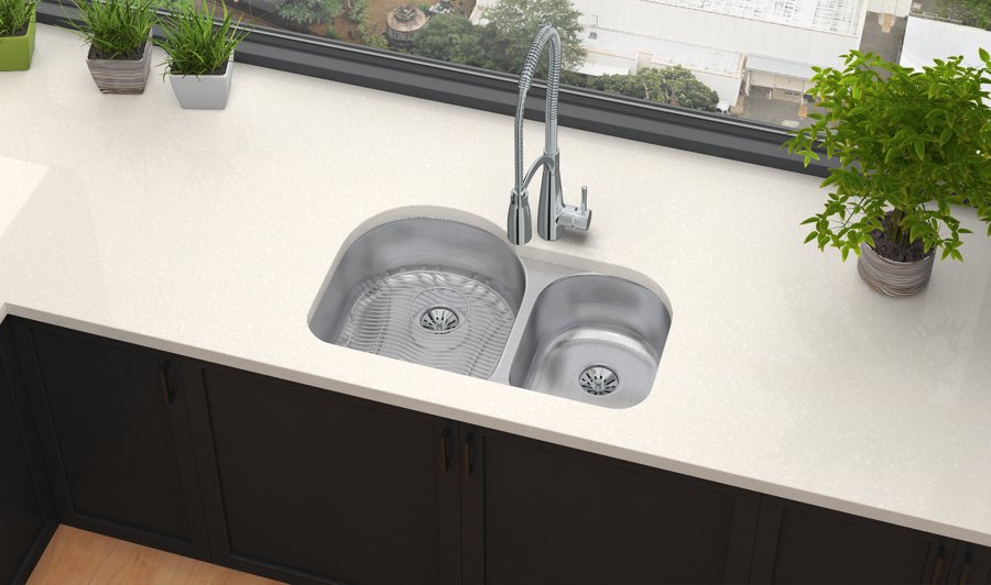 Lustertone® Classic Stainless Steel 31-1/4" x 20" x 7-1/2" Offset 60/40 Double Undermount Sink w/Perfect Drain®