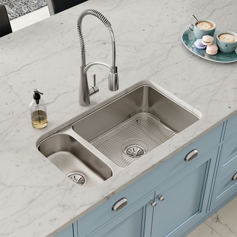 Lustertone® Classic Stainless Steel 32-1/4" x 18-1/4" x 7-3/4" 30/70 Double Bowl Undermount Sink Kit