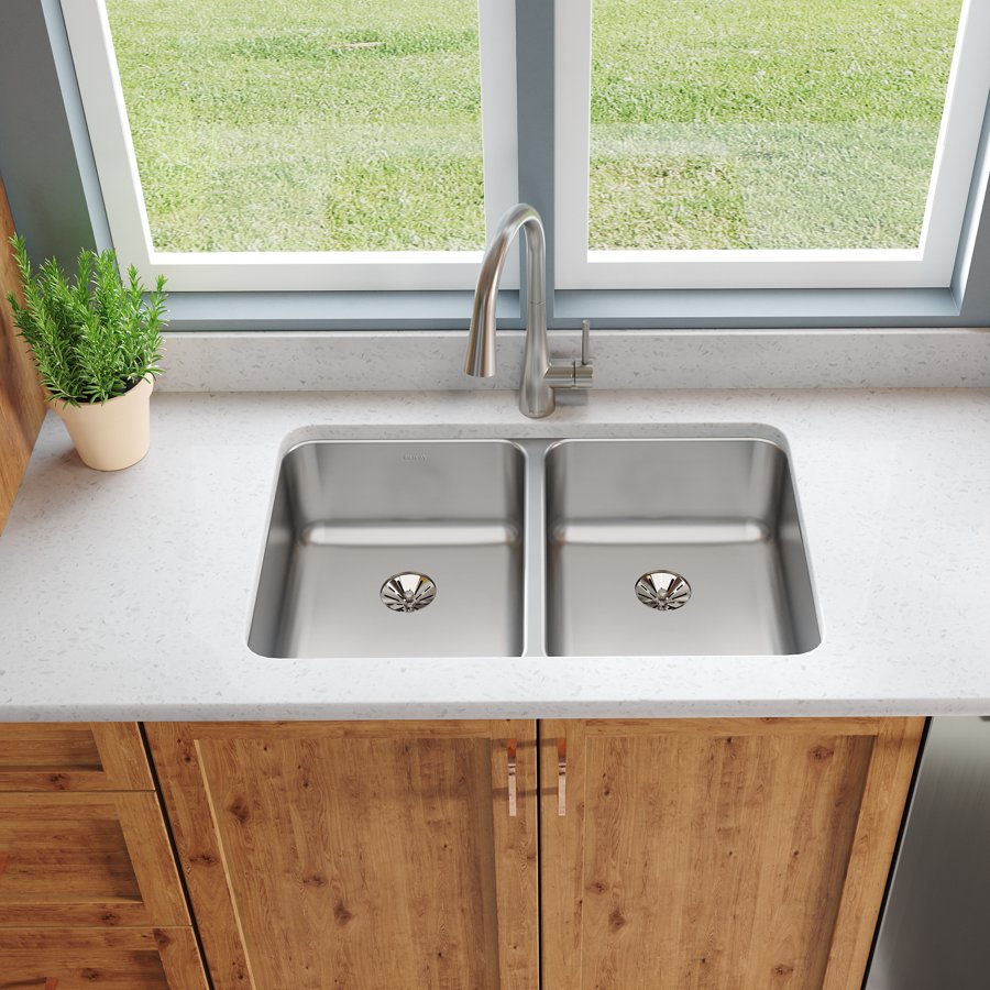 Lustertone® Classic Stainless Steel 31-1/4" x 20" x 7-7/8" Double Bowl Undermount Sink with Perfect Drain®