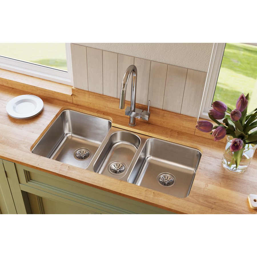 Lustertone® Classic Stainless Steel 40" x 20-1/2" x 9-7/8" Triple Bowl Undermount Sink