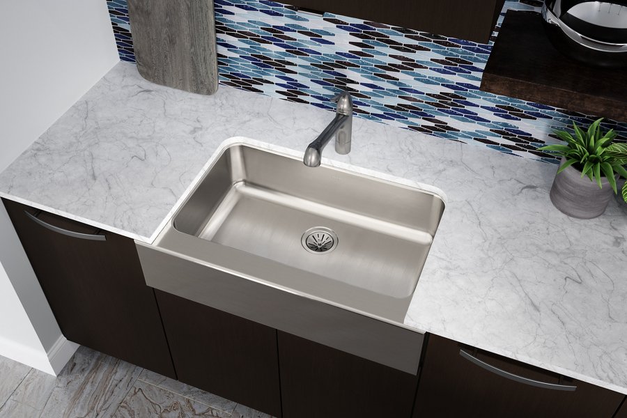 Lustertone® Classic Stainless Steel 33" x 20-1/2" x 8" Single Bowl Farmhouse Sink