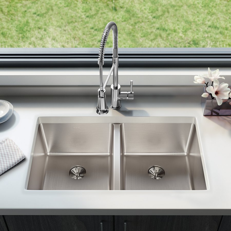 Lustertone Iconix® 16 Gauge Stainless Steel, 32-3/4" x 19-1/2" x 9" Double Bowl Undermount Sink with Perfect Drain®