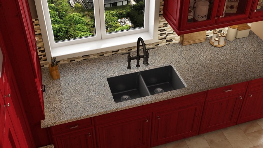 Quartz Luxe® 33" x 18-1/2" x 9-1/2" Equal Double Bowl Undermount Sink