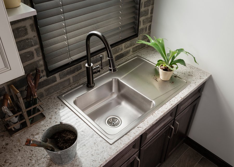 Lustertone® Classic Stainless Steel 33" x 22" x 7-5/8" Single Bowl Drop-in Sink w/Left Drainboard