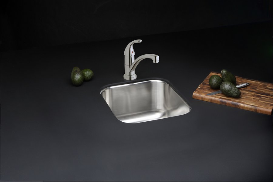 Everyday Single Hole Deck Mount Kitchen Faucet with Lever Handle Chrome