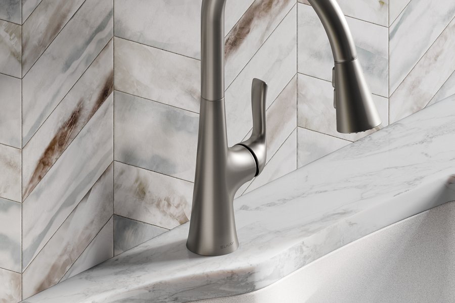 Harmony™ Single Hole Kitchen Faucet with Pull-down Spray and Forward Only Lever Handle
