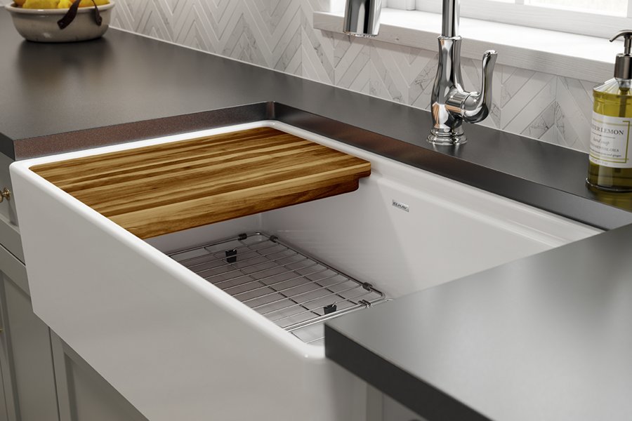 Fireclay 33" x 18-13/16" x 9-5/8" Single Bowl Farmhouse Sink Kit