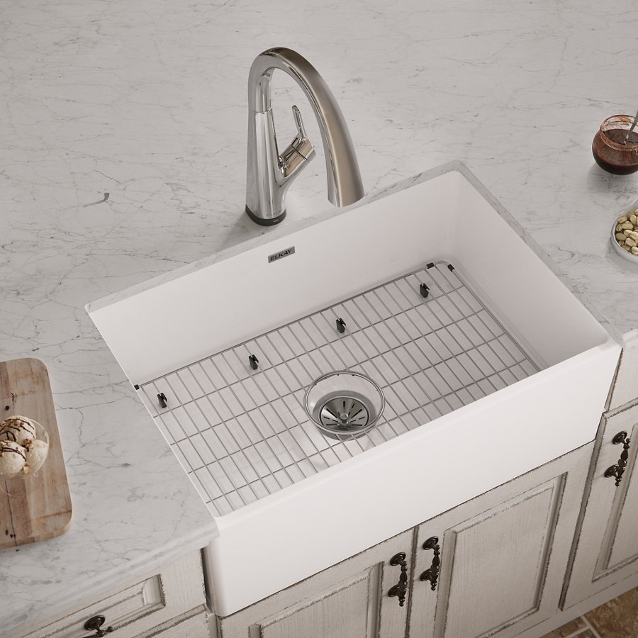 Fireclay 30" x 19-15/16" x 9-1/8" Single Bowl Farmhouse Sink Kit with Filtered Faucet